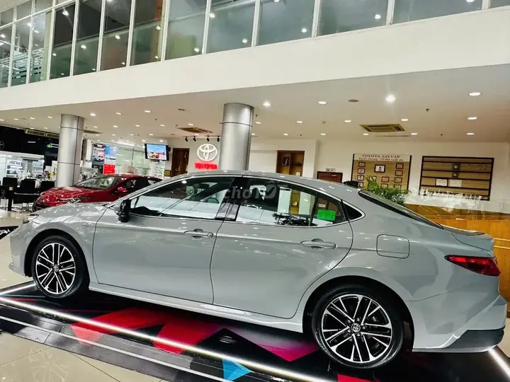 Toyota Camry 2026 photo 3