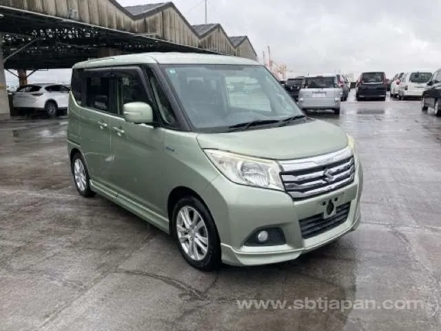 Suzuki Solio