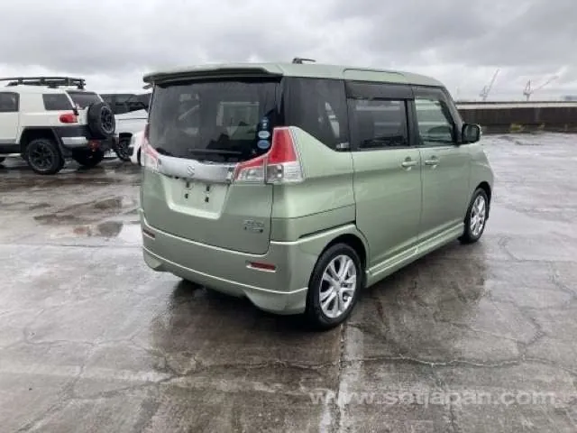 Suzuki Solio 2017 photo 4
