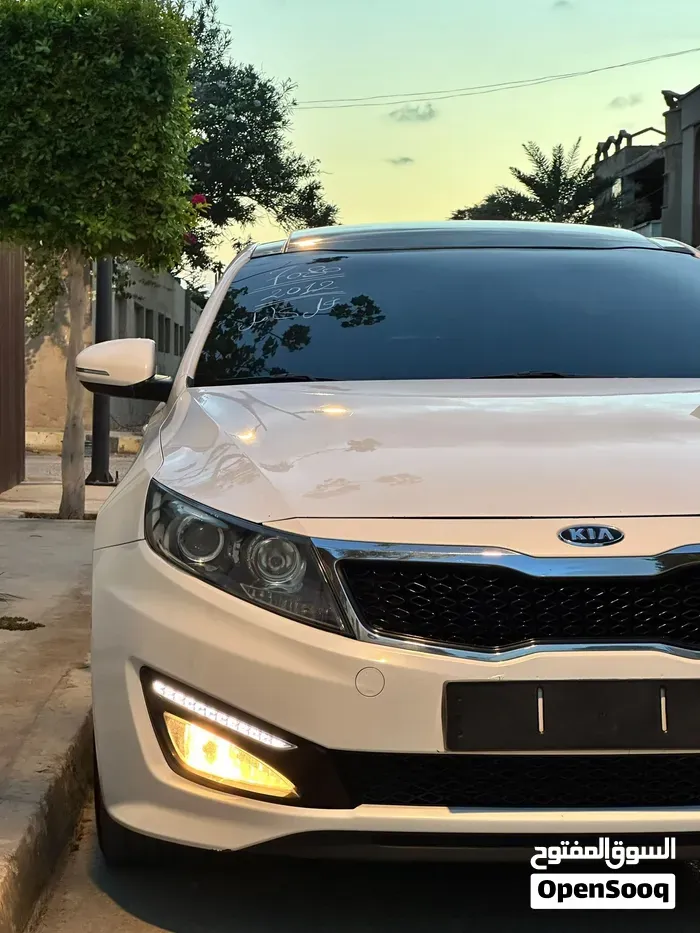 Kia K5 2012 photo 2
