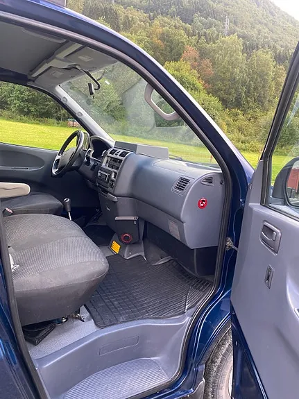 Toyota Hiace 2007 photo 5
