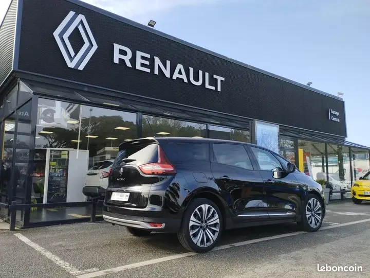 Renault Grand Scenic 2022 photo 4