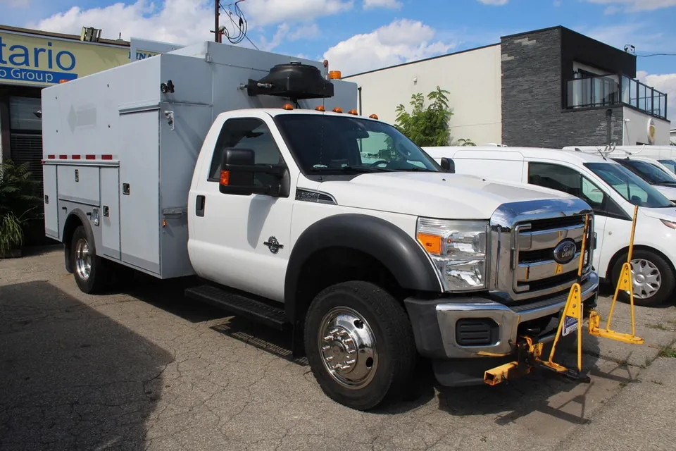 Ford F-550