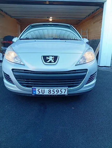 Peugeot 207 2010 photo 4