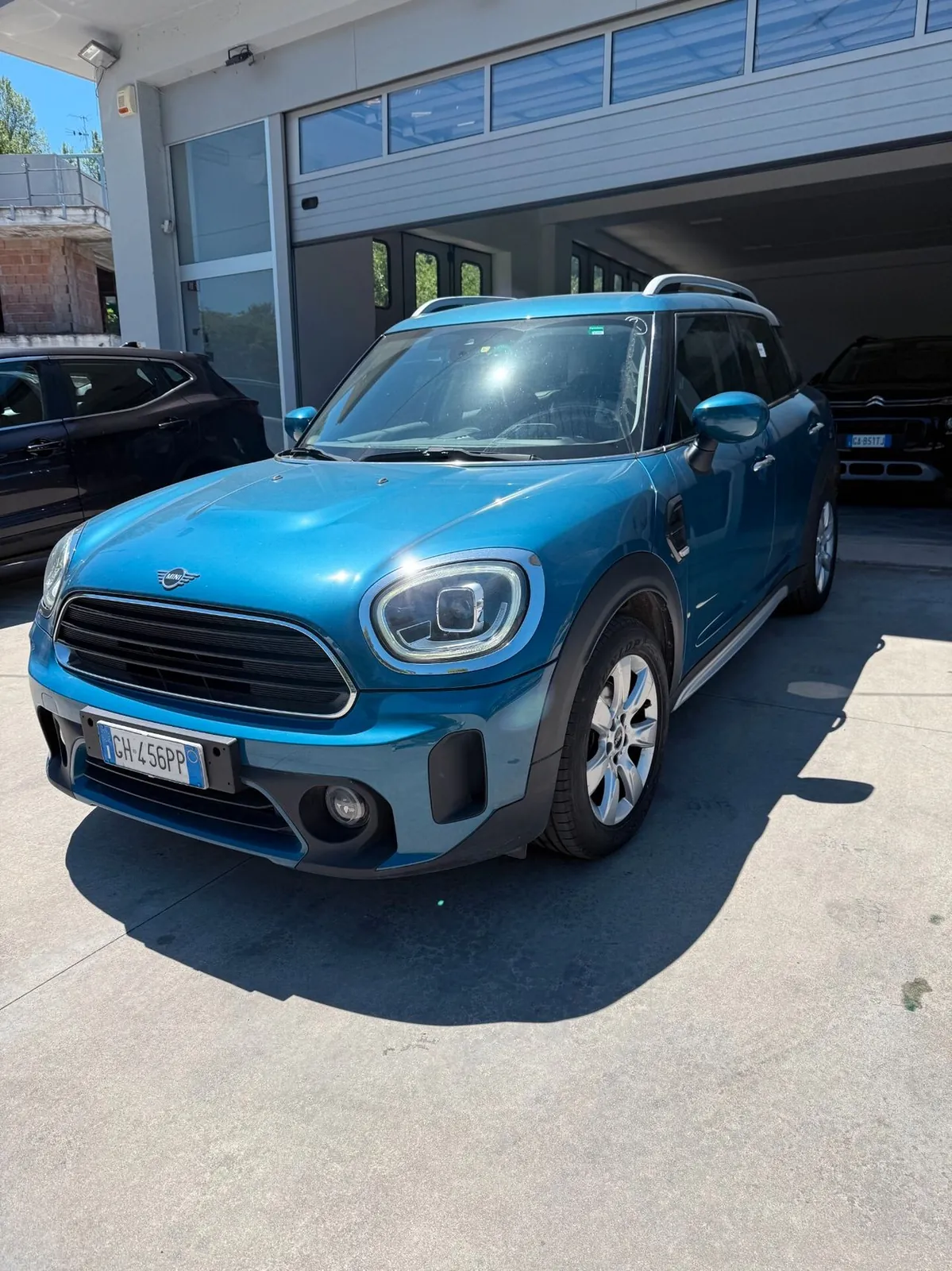 Mini Cooper Countryman 2021 photo 2