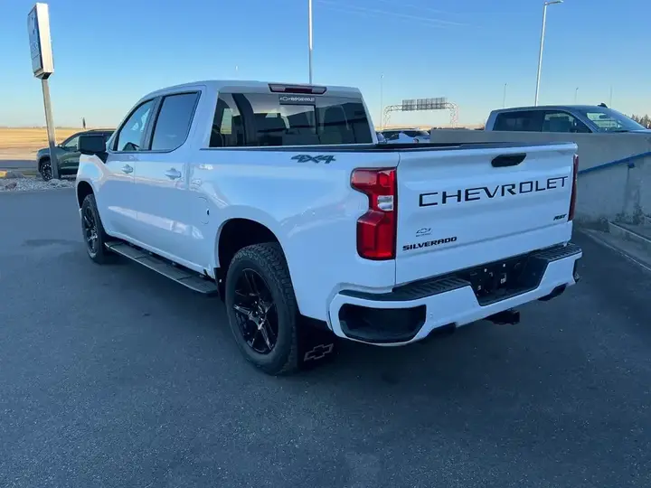 Chevrolet Silverado 1500 2026 photo 3