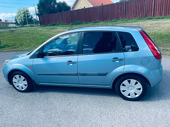 Ford Fiesta 2007 photo 5