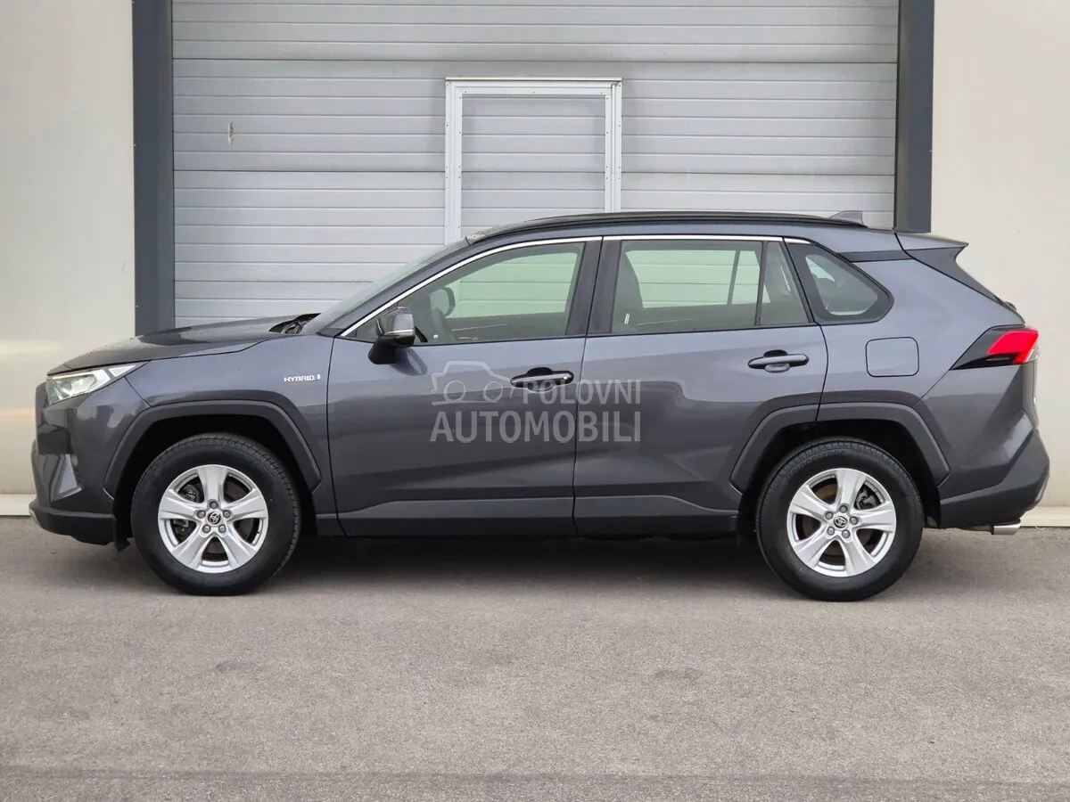 Toyota Rav 4 2021 photo 3