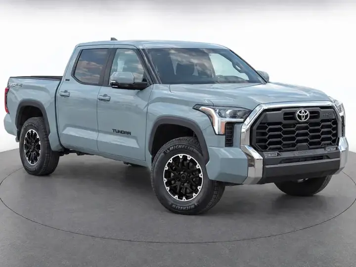 Toyota Tundra 2026 photo 2