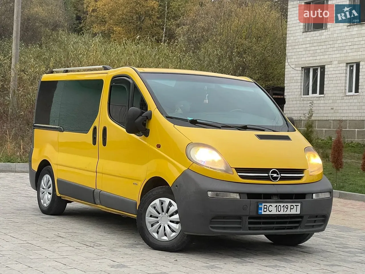 Opel Vivaro 2004 photo 2