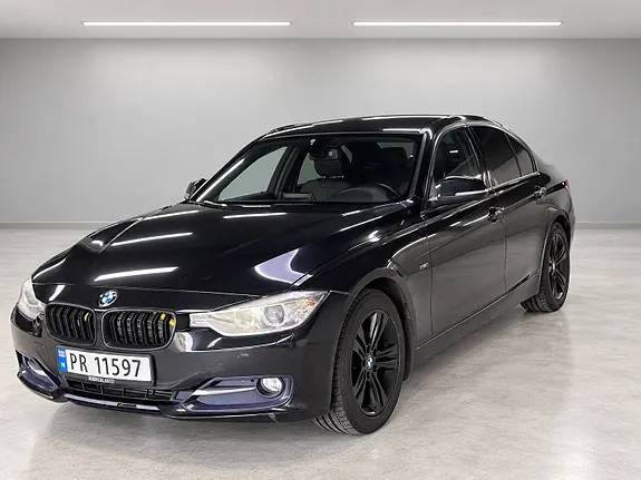 BMW 320D 2012 photo 3