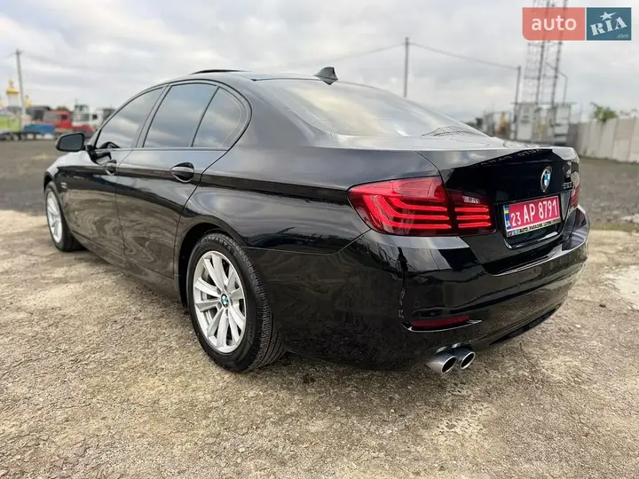 BMW 5 Series 2015 photo 4