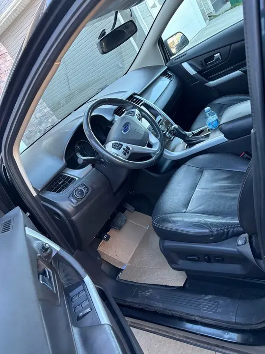 Ford Edge 2011 photo 4