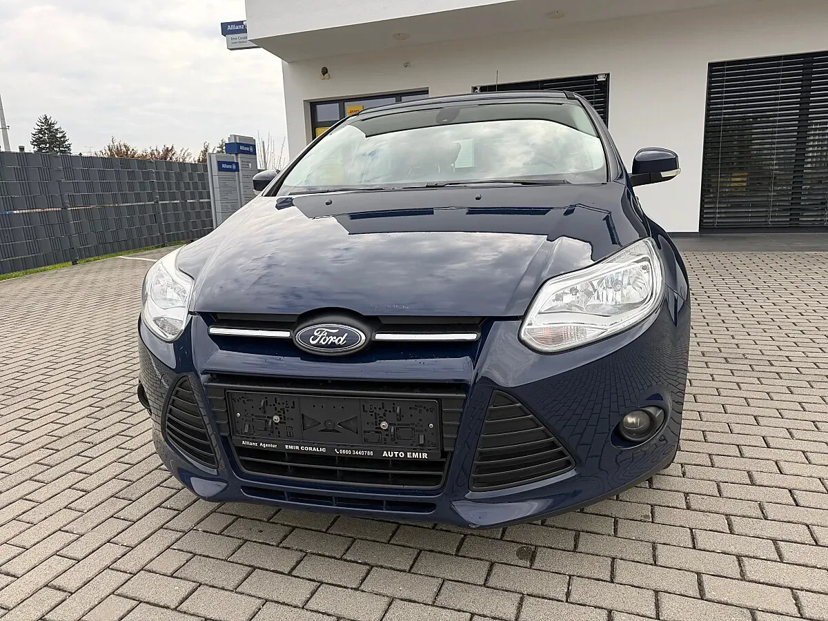 Ford Focus 2014 photo 2