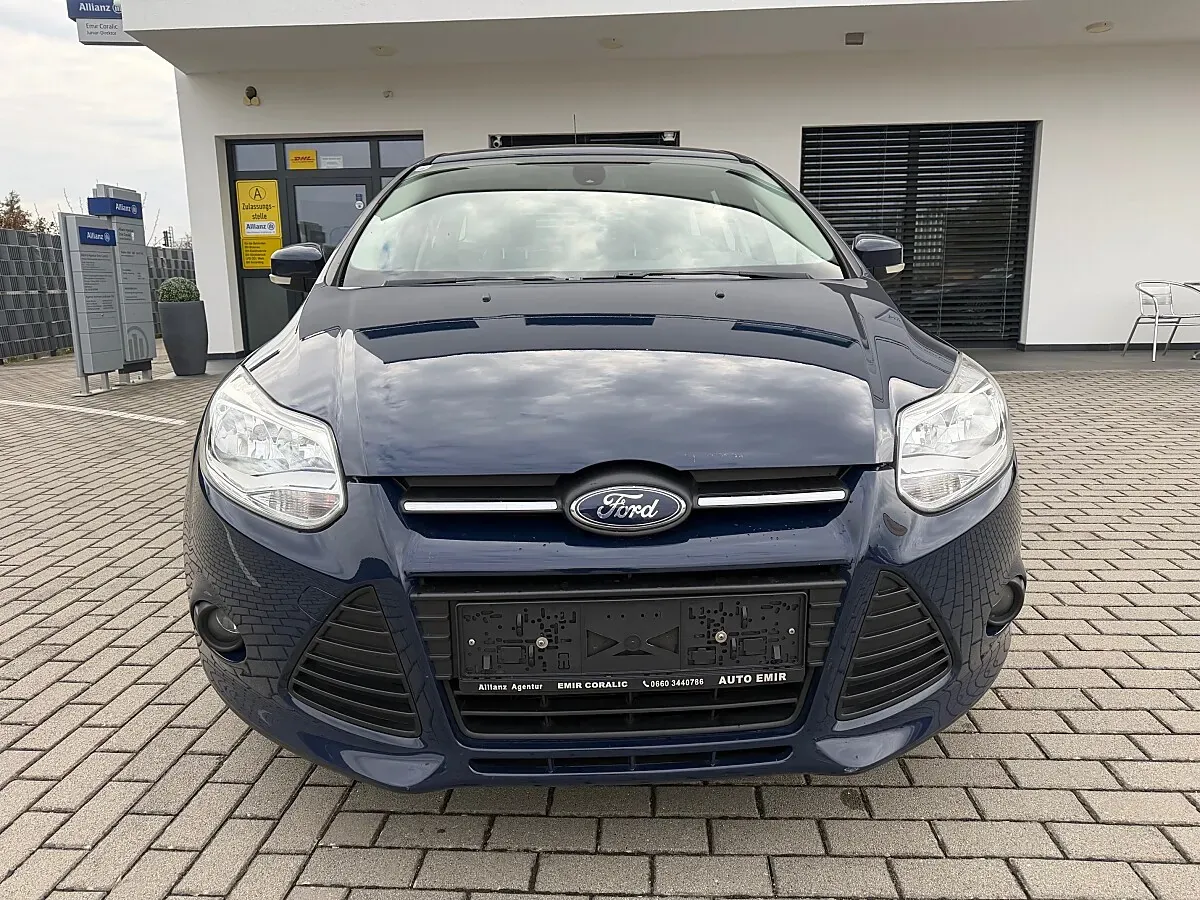 Ford Focus 2014 photo 3