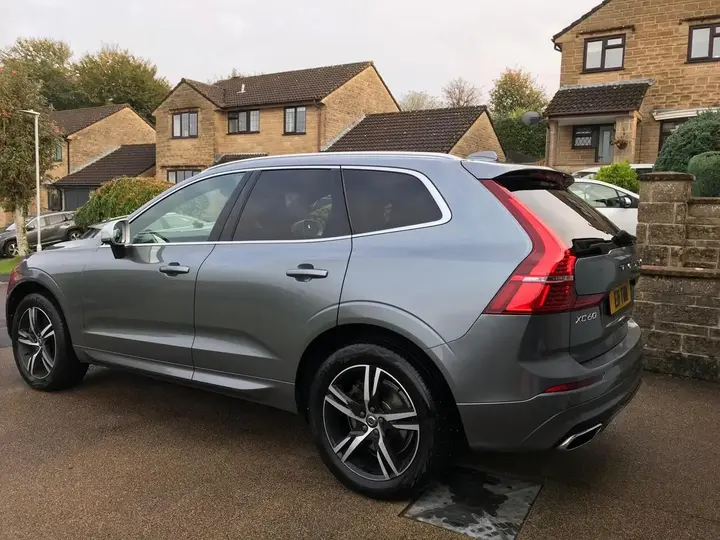 Volvo Xc60 2018 photo 4