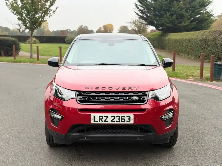 Land Rover Discovery Sport 2016 photo 2