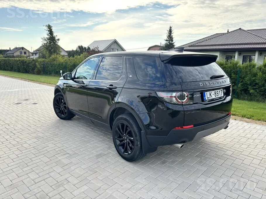 Land Rover Discovery Sport 2018 photo 2