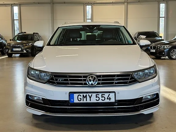 Volkswagen Passat 2018 photo 2