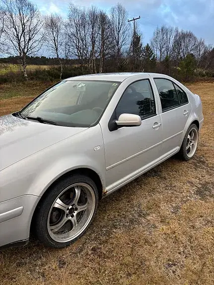 Volkswagen Bora 2000 photo 2