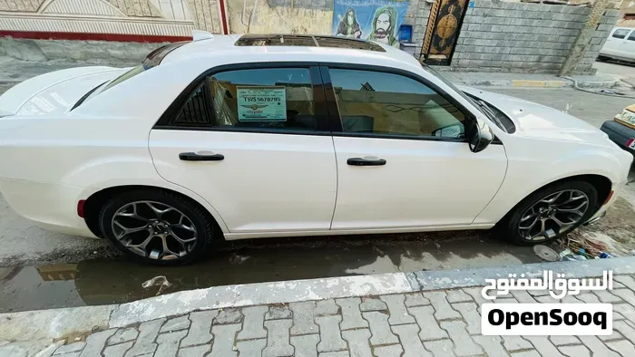 Chrysler 300 2015 photo 3