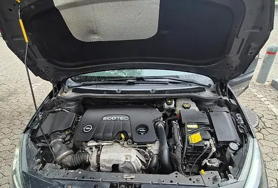Opel Astra 2015 photo 4