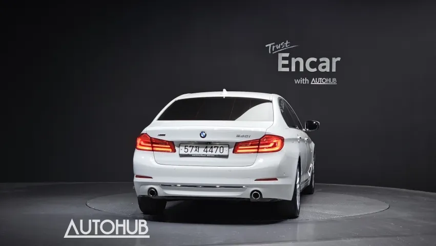 BMW 5 Series 2018 photo 4