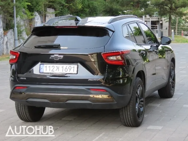 Chevrolet Trax 2023 photo 3