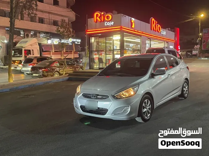 Hyundai Accent 2017 photo 5