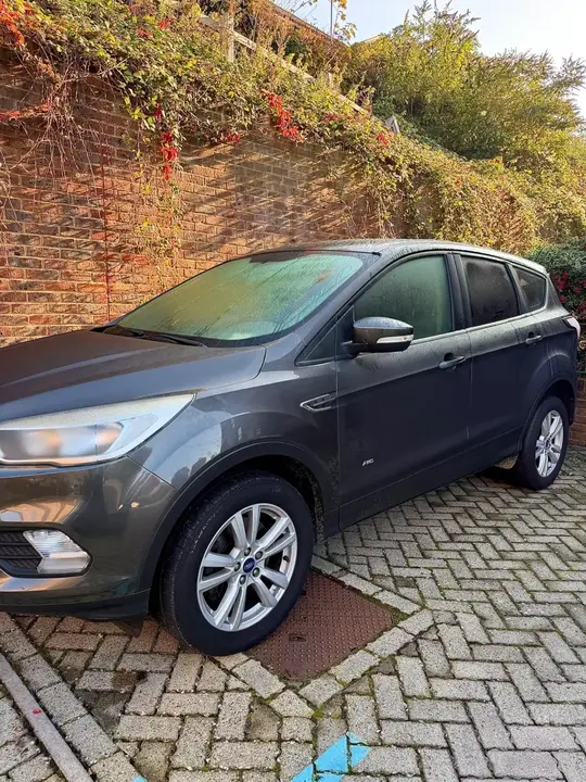 Ford Kuga 2018 photo 2