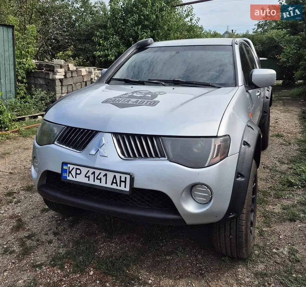 Mitsubishi L 200 2007 photo 5