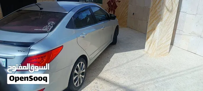 Hyundai Accent 2017 photo 2