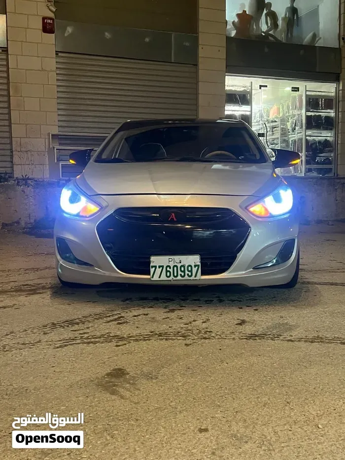 Hyundai Accent 2017 photo 5