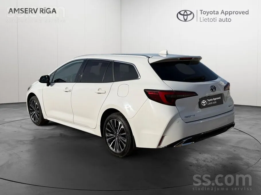 Toyota Corolla 2024 photo 2