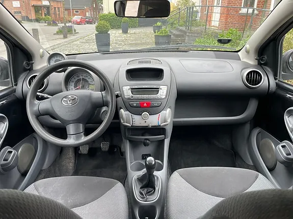 Toyota Aygo 2008 photo 5
