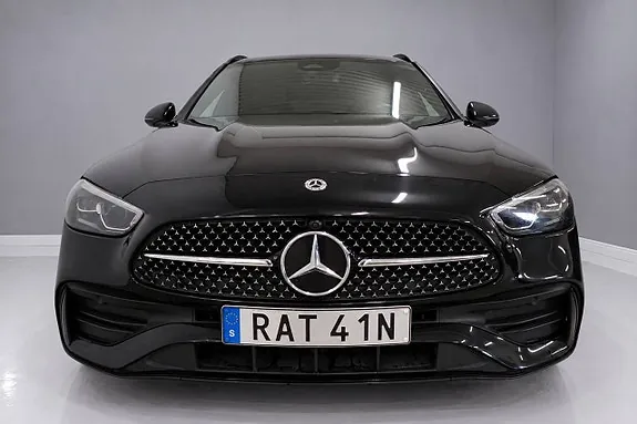 Mercedes-Benz C300 2024 photo 2