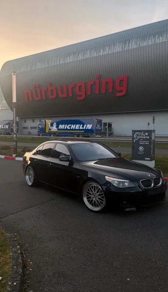 BMW 545I