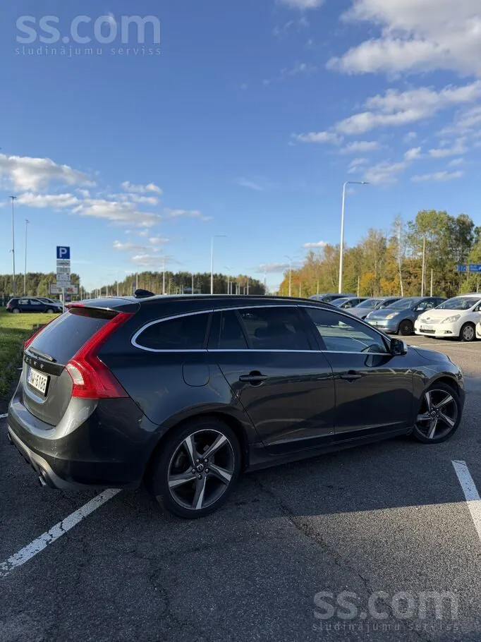 Volvo V60 2014 photo 5