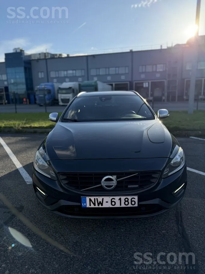 Volvo V60 2014 photo 3