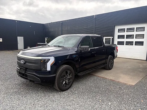 Ford F-150 2025 photo 3