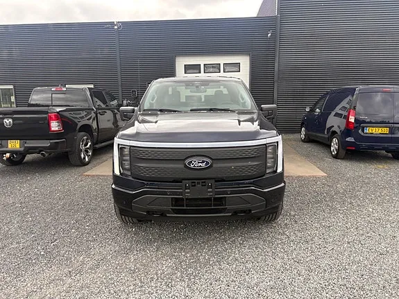 Ford F-150 2025 photo 2