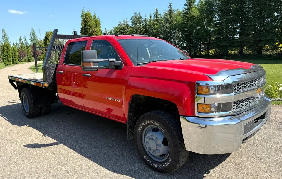 Chevrolet Silverado 3500Hd 2019 photo 3