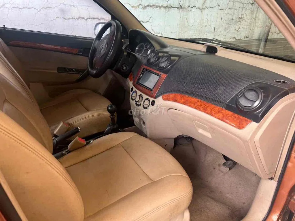 Daewoo Gentra 2009 photo 4