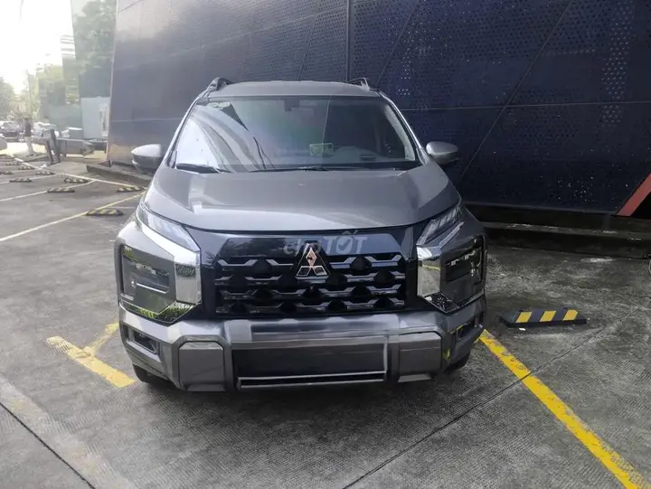 Mitsubishi Xpander Cross