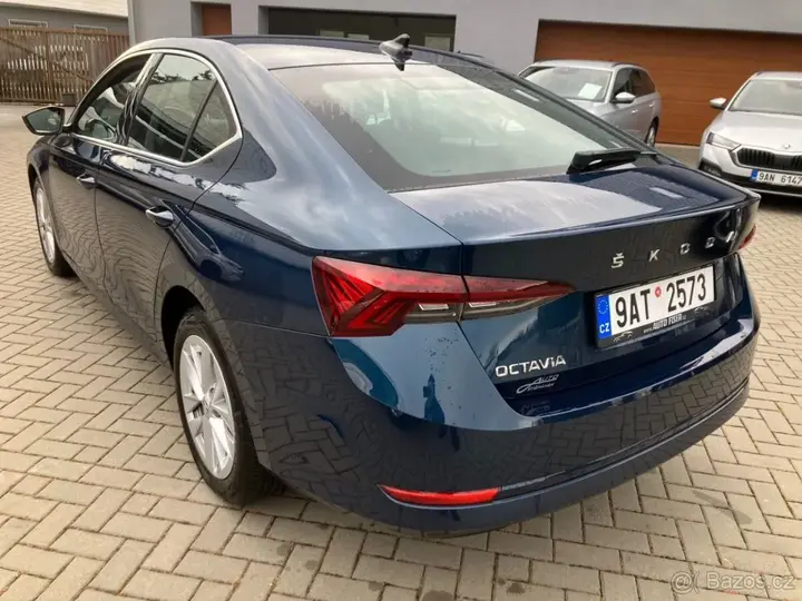 Skoda Octavia 2023 photo 5