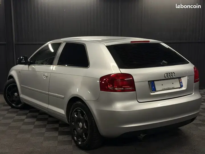 Audi A3 2010 photo 3
