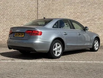 Audi A4 2008 photo 2