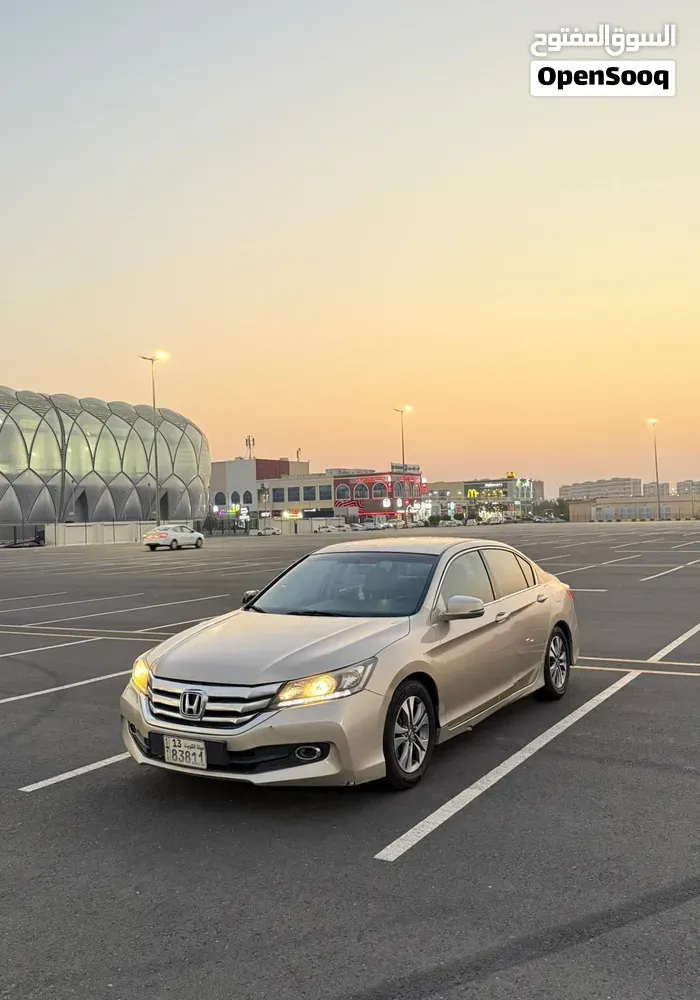 Honda Accord 2015 photo 2