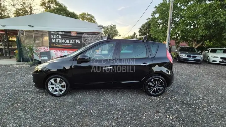 Renault Scenic 2012 photo 3