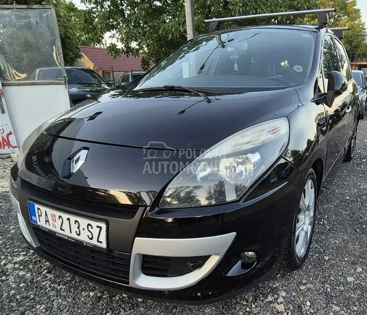 Renault Scenic 2012 photo 2